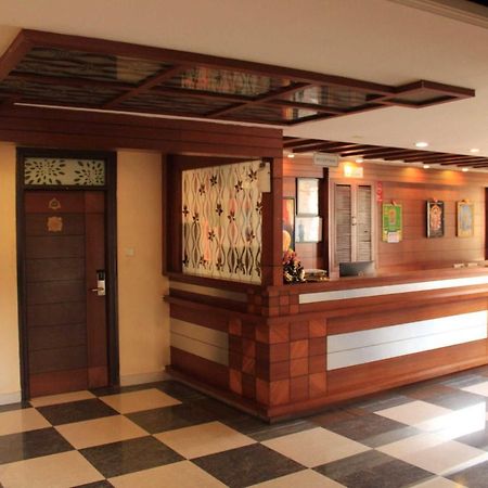 Hotel Venkadaramana Tower - Friendliness & Cleanliness Room Kumbakonam Exterior foto